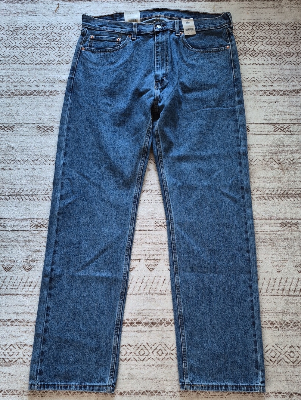 Levi's Men's Straight Jeans in Medium Blue Wash